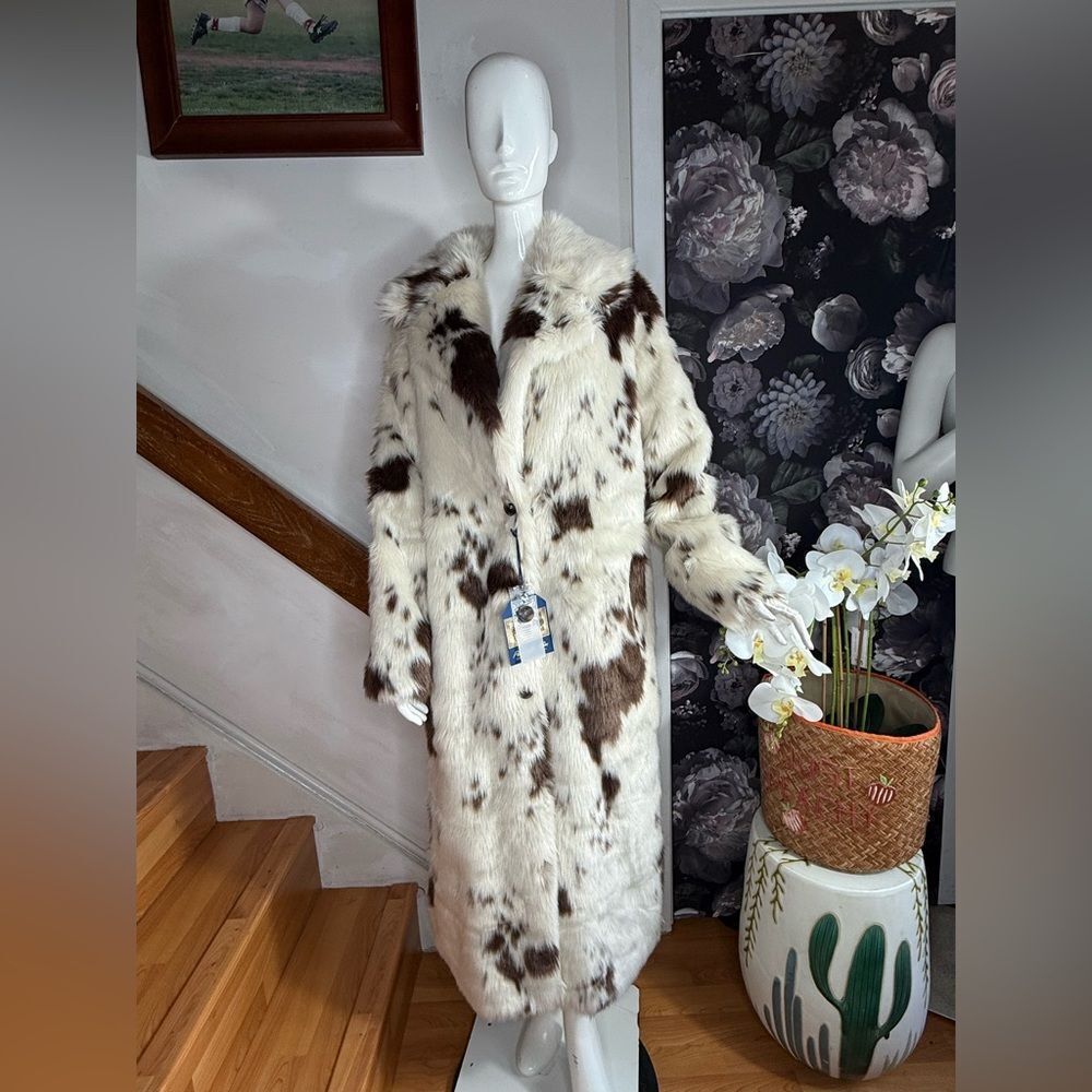 Powder River Outfitters Ladies Cow Print View 5